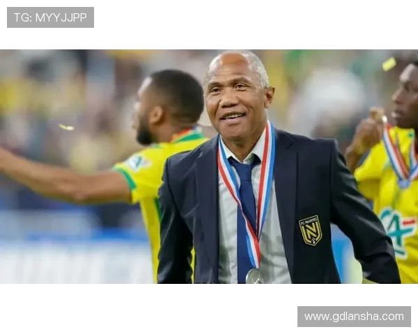 法甲2024赛季最佳教练